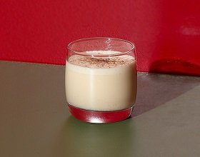 Fig & Eggnog cocktail recipe