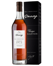  Darroze 1973 La Poste<br>Armagnac 47.8%... 700mL Amber color, intense. Nose of Armagnac of great terroir, with aromas of chocolate, coffee, leather, honey, licorice. Extraordinary complexity, intensity and finesse. In the mouth, the tannins are present, dense. We feel again these flavors of roasting, leather and rancio. Beautiful length.