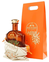  Massenez Dom Pacello Orange<br>Liqueur 700ml  700ML AnOrange Liqueurofexceptionalquality, signature of the know-how and elegance of the Maisons Massenez and Peureux.Dom Pacello Royal Orange®, between power and elegance... the Massenez signature, quite simply. It all starts with therigorousselection of fruits from various origins and a careful blend ofbitterandsweetorange peels, dried and fresh orange zests, to which is added the making secret of the Master Liquorist who brings auniqueorganoleptic complexity, encompassing the entire aromatic spect