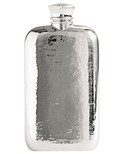  Royal Selangor Hipflask<br>Narrow 95ml  B This sleek and stylish narrow shaped hipflask makes a perfect gift.