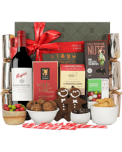  Byron Bay Gifts Christmas<br>Celebration  750ML &nbsp;Penfolds Koonunga Hill Shiraz Cabernet is a classic Australian red wine that pairs beautifully with festive flavours. Rich and full-bodied, this shiraz cabernet blend complements seasonal treats like spiced gingerbread, crispy chocolate, and Byron Bay Cookies. <br><br>Perfect for a Christmas hamper or as a festive gift, it’s an ideal wine to enjoy with family and friends during the holidays.