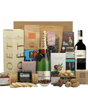  Byron Bay Gifts Gourmet<br>Deluxe  750ML The Gourmet Deluxe Hamper is a luxurious gift basket overflowing with premium Australian foods and two outstanding wines — Moët &amp; Chandon Champagne and Penfolds Koonunga Hill Shiraz. <br><br>Inside, you’ll discover a decadent selection of sweet and savoury gourmet treats, including organic tea and coffee, making it the perfect gift to share with colleagues, clients, friends or family. A truly impressive Christmas hamper that combines world-class wine with the finest local produce for a celeb