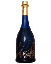  Nishiyama Kotsuzumi Junmai<br>Daiginjo Rojo Hana... 720ML Fine and and elegant. Glamourous in its rice sweetness, but delicate and smooth at the same time. Pleasant on the palate, leaving a soft aftertaste. The production is extremely delicate, and one of its attractions is its exquisite beauty, which shows the meticulous care of its creators.<br>It is a perfect match for dishes with elegance without being too showy, such as sea bream cured with kombu, and is ideal for celebrations and as a gift. Enjoy it well chilled. A refined, supple taste in a glos