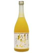  Umenoyado Brewery Co<br>Umenoyado Aragoshi... 720ML This Aragoshi Lemon Liqueur melds sake and Japanese lemons, combining honey-like sweetness and tart citrus notes. Each 720ml bottle contains a concentrated essence of 4 lemons that release an enchanting aroma. Our signature lemon-infused liquor is carefully crafted with ground lemons and Japanese produce. A mix of honey and lemon imparts a bold bouquet and delightful sweetness. On balmy days, mix it with soda to make a joyful Aragoshi Lemon Sour. For a comforting winter beverage, simply add hot