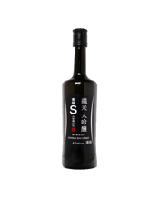 Kizakura S Junmai Daiginjyo<br>Sake 180ml 180ML The "S" stands for"A special sake to enjoy slowly on Saturday and Sunday"<br>Kizakura S Junmai Daiginjo has a gorgeous incense like a fruit and a flavor of the original rice.Ituses100% of Kyoto 's famous water "Fushimizu" and the best brewing suitable rice "Yamada Nishiki".Rice-polishing ratio up to 50%, ferment at low temperature of 10 degrees Celsius slowly and carefully for a long term.Having both gorgeous fragrance and good taste, it's compatible with a dishes that make use of the taste of m