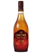  Choya Aged 3years 700ml  700ML Choya’s 100 years of Umeshu-making experience and knowledge led this THE CHOYA AGED 3 YEARS to win the Gold Medal at International Spirit Challenge 2016 and 2017 for the first time ever as a Japanese fruit liquor. This is the best quality CHOYA with super-premium plum NankoUme 100 percent use, aged for 36 months and blended with 6 different tanks of Umeshu by CHOYA blend master. Rich and Deep.