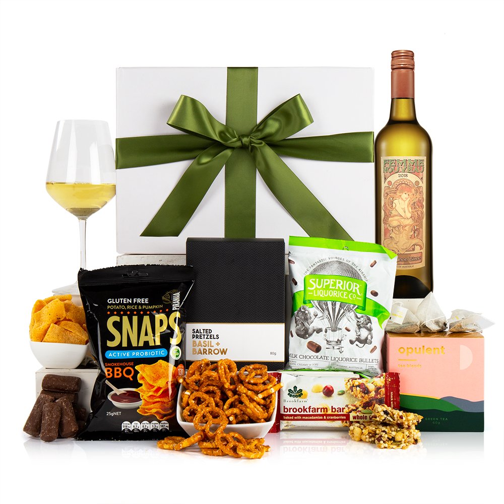 Buy Hampers With Bite Superior Snacks Gift Hamper Online (Lowest Price