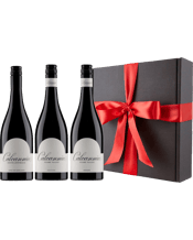  Calcannia 'gold Medal'<br>Selection Wine... 750ML Calcannia's 'Award Winning' red wine selection makes for the perfect gift for any wine connoisseur.<br />Calcannia Clare Valley Grenache 2021.&nbsp;<br />Calcannia Clare Valley Sangiovese 2021.<br />Calcannia Super Vine Dried Shiraz 2019.<br />Stylishly presented in a black gift box with a red ribbon.