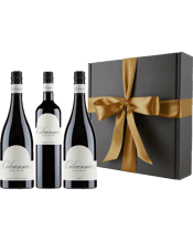  Calcannia Clare Valley Red<br>Wine Gift Box  750ML Calcannia is a labour of love made to represent the best that Clare Valley has to offer elegantly presented in a matt black 3 bottle clare valley red wine gift box.<br><br><br />Cabernet Sauvignon 2019<br>Grenache Shiraz Mourvèdre 2019<br>Shiraz 2019.