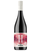  Haselgrove Wines South<br>Australia Shiraz... 750ML Aroma<br>Concentrated dark berries and red fruits with hints of dark chocolate and cedary spice.<br>Palate&nbsp;<br>Youthful and intense, this wine displays generous ripe plum and red berry fruits with subtle spice and chocolate. These vibrant fruit characters are complimented with soft and juicy tannins and a long dry finish.