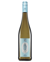  Leitz Zero Riesling  750ML From award winning winemaker, Johannes Leitz from the world-famous vineyards of the Rudesheim region in Germany comes Eins Zwei Zero premium alcohol-free Riesling. Lime and citrus on the nose. Surprising notes of rhubarb and red apple on the palate. Strong minerality and a long, dry finish. Enjoy with a light meal of poached chicken or white fish.
