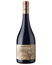  Montes Outer Limits Cinsault<br>2021  750ML Montes Outer Limits Cinsault has a characteristic ruby-red colour with glints of magenta, pristine with medium depth. The nose has an abundance of fresh red and blue berry aromas such as raspberry, blueberry, and blackberry, mixed with very subtle notes from the time spent in third- and fourth-use oak barrels.The palate is balanced, with light body, vibrancy, and a broad range of flavours.