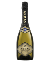  A wine of outstanding quality enriched by the great complexity that follows the House of Arras trademark of extended lees ageing. 
