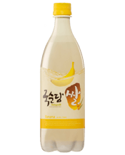 Kooksoondang Banana Makgelli<br>750ml 750ML With fresh banana extract, another authentic Korean rice wine full of beneficial amino acids and dietary fibre is gluten and sugar-free. It’s like a lighter kind of banana smoothie but with a makgeolli’s clean, smooth taste and aromas. Shake well before serving chilled in high ball glasses. <br />Produced by Bekse International Pty Ltd and imported by Pinnacle Drinks, part of Endeavour Group Limited.
