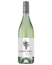  Miles From Nowhere Sauvignon<br>Blanc Semillon  750mL A balance of florals, tropical and spice, with an array of white flowers, melon, white stone fruits and passionfruit. Filled with flavours of honeydew melon, passionfrui and finished with the freshness of grapefruit.