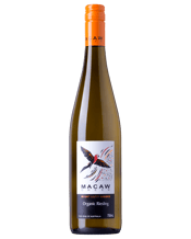 Macaw Creek Organic Riesling<br>2019 750mL An elegant Riesling style with citrus peel notes and lemon/lime fruit flavours and mouth watering crisp acidity on the finish.