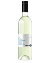  Pickers Hut Moscato  750ML Perfumed aromas of crushed lychee, green apple skin and a hint of zesty lime. The palate is vibrant with a mouth filling lemon sherbet that finishes deliciously crisp and refreshing.
