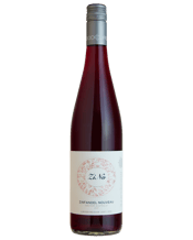  Rockcliffe Single Site Zino<br>2022  750ML Made from select hand picked Shiraz bright ruby cherry candy black pepper spice on the nose Juicy red fruits on the palate raspberries and spice Made in the Burgundian Nouveau style which refers to a method of winemaking designed to produce fresh fruity and light bodied red wines It is best served slightly chilled.