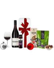  Purely Gourmet Yering Pinot<br>& Gourmet Treats... 750ML <div style="text-align: justify;">Sending a gift for family, friends, work colleagues or even yourself? Our new "Pinot&nbsp;&amp;&nbsp;Gourmet Treats&nbsp;Hamper" is an all round people pleaser!</div>Hamper Includes:<br />Little Yering Pinot Noir&nbsp;750ml&nbsp;<br />Mount Zero Mixed Olives 80g<br />Random Harvest&nbsp;Wafer Crackers Original 100g<br />Random Harvest&nbsp;Kalamata Roasted Garlic Tapenade&nbsp;140g<br />Comes in well presented&nbsp;white magnetic box with a&nbsp;red bow. Wood wo