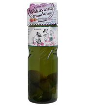  Nakata Whole Fruit Umeshu<br>720ml  720ML Nakata is one of the major producers in the heart of Wakayama Prefecture of Japan. Selling umeshu and related products in all major international markets.<br><br />This umeshu has soaked and matured fully ripe Kishu Nankou plums, producing an authentic plum wine with no added flavorings or coloring.