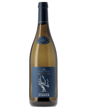  Patient Cottat Sancerre<br>'anciennes Vignes'... 750ML Domaine Paul Corneau is located in the hamlet of Bouchot in Pouilly- sur-Loire. Paul started with a family heritage of 5 ha of vines in 1977. Domaine Paul Corneau Pouilly-Fumé is generous and unctuous. Very appealing on the nose with notes of citrus tangerines, oranges, the mouth confirms the first olfactory sensations and elegantly displays a subtle balance of fresh fruit aromas peach, lemon, blackcurrant supported by a silky, refreshing ‘smokey’ finale typical of Pouilly