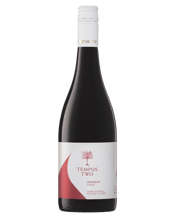  Tempus Two Lighten Up Shiraz<br> 750ML Tempus Two Lighten Up Shiraz is a full flavoured wine with lower alcohol and reduced calories. With only 4 standard drinks per bottle, and 16% less calories and 45% less alcohol, that a standard bottle of Shiraz, Lighten Up lets you stay in the moment longer. This Shiraz is a medium-bodied wine with luscious upfront fruit and hints of black pepper with a textural finish.&nbsp;