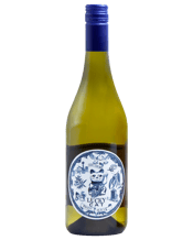  Lucky Cat Pinot Gris  750mL The aim of this wine is for for texture and harmony. ‘The Cat’ loves structure and a wee bit of texture so have left some of the fruit on skins for a bit and included 30% barrel ferment (old hogsheads). Tim avoided adding acid or any other additions, as he wanted to make a slippery Pinot Gris that is easy to drink and still friendly with food. The barrels were stirred monthly to bring out creaminess and texture from the lees. Bottled fresh to retain liveliness and fresh fruit characters.