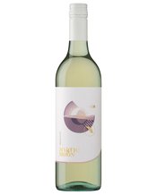  Mystic Moon Moscato  750ML Mystic Moon Moscato has delcious, fresh fruity aromas of musk, pear and citrus. Flavours of pear, apple and candied citrus peel on the palate. Balanced by crisp acidity and a refreshing spritzy finish. The perfect match for a charcuterie board with cured meats and soft creamy cheeses.