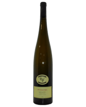 Petaluma Hh Riesling 2014<br>1.5l 1.5L The Clare Valley Riesling from Petaluma is both a youthful and young drinking wine but also has potential to be laid down for 5-10 years for exceptional drinking. The wine has a pale straw colour with a subtle green hue, citrus peel and sweet white fruits on the nose with lemon zest , jasmine and cherry blossom notes on the palate. the Acidity is fine and the wine is very well balanced.