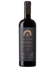  Levantine Hill Optume Shiraz<br>2017  750ML The 2017 vintage provided an exceptionally ideal cool and elongated growing season akin to winding the clock back to the classic Yarra Valley conditions of yore. Conditions were perfect for sourcing grapes with the intention of creating a classic style of cool-climate Shiraz reminiscent of the pioneering wines that forged the Yarra Valley’s enviable reputation. Showing volume and weight with finesse and restraint, this perfumed, brooding and enticingly refined medium-bodied Shiraz is the result