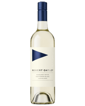  Robert Oatley Signature<br>Series Sauvignon... 750ML Passionfruit, cut grass and a hint of lime zest soar across the palate of this long, fine, crisp dry white.