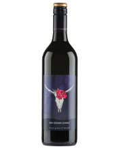 Blue Pyrenees Estate Dry<br>Grown Shiraz  750mL Blue Pyrenees Estate Dry Grown Shiraz has a medium weight but firm structure and vibrancy. Fragrant ripe juby blueberry fruit aromas plus herbs, spices and toasty oak. Dark plum fruits and liquorice intermingled with regional anise notes precede a long lasting, fine tannin pepper flavoured finish.