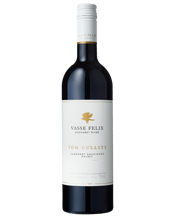  Vasse Felix Tom Cullity<br>Cabernet Sauvignon... 750ML Bright garnet.&nbsp;An incredibly full and complex perfume slowly teases apart, revealing woodsy raspberry pip, salty sea breeze, potpourri with fresh rose petals, a hint of orange peel, crushed rock, mulberry, mulberry leaves and shiitake mushrooms.&nbsp;A plush, yet beautifully fresh and elegant mouthfeel that remains textured thanks to classically fine tannins. A hint of raspberry and another touch of orange combine with savoury, crushed rock and a subtle cigar nuance, finishing the super fin