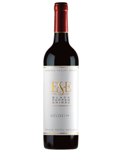  Barossa Valley Estate E & E<br>Black Pepper... 750ML The plush Barossa Valley Estate E&amp;E Black Pepper Shiraz is sourced from some of the best mature and independently dry grown vineyards in the northern Barossa sub-region of Moppa and Ebenezer. With an average age of over 60 years, these vineyards yield fruit of great power and finesse. The wine is made in open headed down fermenters and then aged in a combination of new and one and two year old American and French oak for between 12 and 18 months. The wine is incredibly intense and concentrat