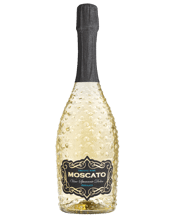 Pizzolato Moscato Dolce<br>M-use Nv 750ML A sweet sparkling Moscato, made using the Charmat method.<br /><br />Pale yellow in appearance, with aromas of lychee, pear, granny smith apple and refreshing notes of citrus rind. A light but refreshing mousse on the palate, with sweet grapey flavours balanced by zingy acidity. Lively, delicious, and easy drinking.