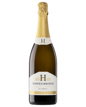  Hawkesbridge Methode<br>Traditionnelle... 750ML A boutique wine brand from New Zealand’s iconic Marlborough region, Hawkesbridge brings to life sophisticated sparkling wines, created to honour the region’s legacy for quality and flavour. This Chardonnay-dominant traditionally-made Méthode shows aromas of grilled lemon, hazelnut and brioche. Lovely cool-climate acidity and excellent length define this deliciously drinkable, moreish wine – perfect for celebrations.<br><br><br />Produced by or on behalf of Pinnacle Drinks, part of Endeavour Grou