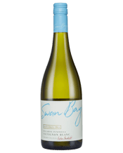  Scotchmans Hill Swan Bay<br>Sauvignon Blanc  750mL Swan Bay is part of the Scotchmans Hill pedigree of wines which reflect their sense of place on the Bellarine Peninsula.&nbsp;Grown and handcrafted using minimal intervention to respect the natural environment, the wines express individuality, purity and complexity.&nbsp;Full and fresh with tropical fruits and gooseberries, this Sauvignon Blanc has a lively mouth-watering finish.