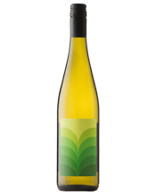  Range Life Garganenga  750mL The variety used in Italy for the famous ‘Soave’ wines. Think something in between Pinot Grigio and Chardonnay with flavours of creamy lemon curd, fresh green herbs and zesty citrus.