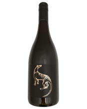  Small Island Pinot Noir  750mL Complex, rounded and very smooth, everything you could want from a Pinot Noir.&nbsp;Dark cherries, cured meat and a dash of oak, this wine has a lot going on and will appeal to even the most serious Pinot drinker.