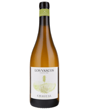  Los Vascos Chagual Sauvignon<br>Blanc  750ML Owned by Domaines Barons de Rothschild Lafite, Viña Los Vascos is located in the Central valley of Chile, in the Colchagua region, between the Andes and the Coastal Mountain Range, 200 km south of Santiago. <br><br>Chagual is the organic wine range of Los Vascos. The chagual (Puya chilensis) is a species over two metres tall endemic to the coastal region of Chile, and it is also a model in terms of its contribution to its ecosystem. Like this majestic plant, the Chagual organic wines represent t