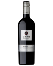 <p style=" text-align: center;
">The wine offers aromas of blackcurrant, coffee and hints of minty chocolate. Medium to full bodied on the palate, full of lively blackberry fruit flavours all flowing seamlessly through to the finely textured and long finish.