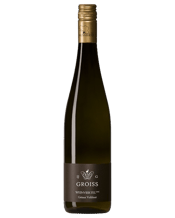  Groiss Gruner Veltliner  750mL 100% Gruner Veltliner selectively hand harvested. The juice sees six hours of maceration on skins. Gently pressed without stems and fermented with a combination of vineyard and neutral yeasts. Aged on the full lees in stainless steel tank till bottling in February 2019. A lusious Gruner Veltliner with grippy tannins.