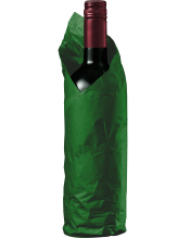  Under Wraps Coonawarra<br>Shiraz 2018  750ML It would be fair to say that this wine ticksd about as many boxes as it's possible to tick.<br /><br />One of the oldest and most respected wineries in the region, made by one of Australia's most revered winemakers, an iconic wine, widely regarded as one of the best shiraz in Australia and also an excellent vintage, described as one of the "finest" in it's line - this wine will also last for decades with careful cellaring.<br /><br />Concentrated dark berry and cherry falvours pepper with dark s